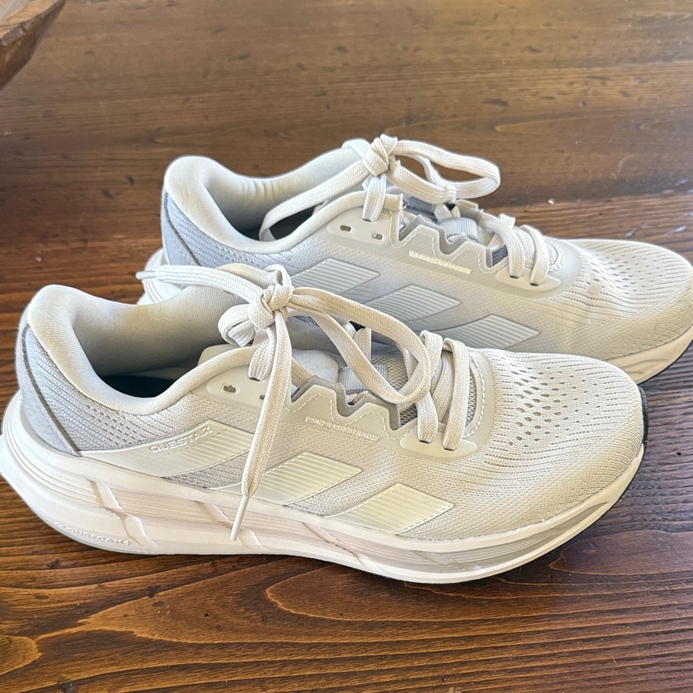 Adidas Women's white Running Sneakers